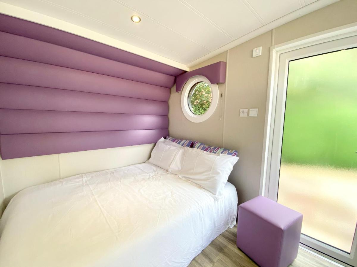Campsite Elletson Park Wood Fired Hot Tubs, Caravans & Pods Pilling