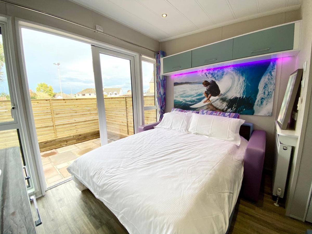 Elletson Park Wood Fired Hot Tubs, Caravans & Pods Campingplatz *