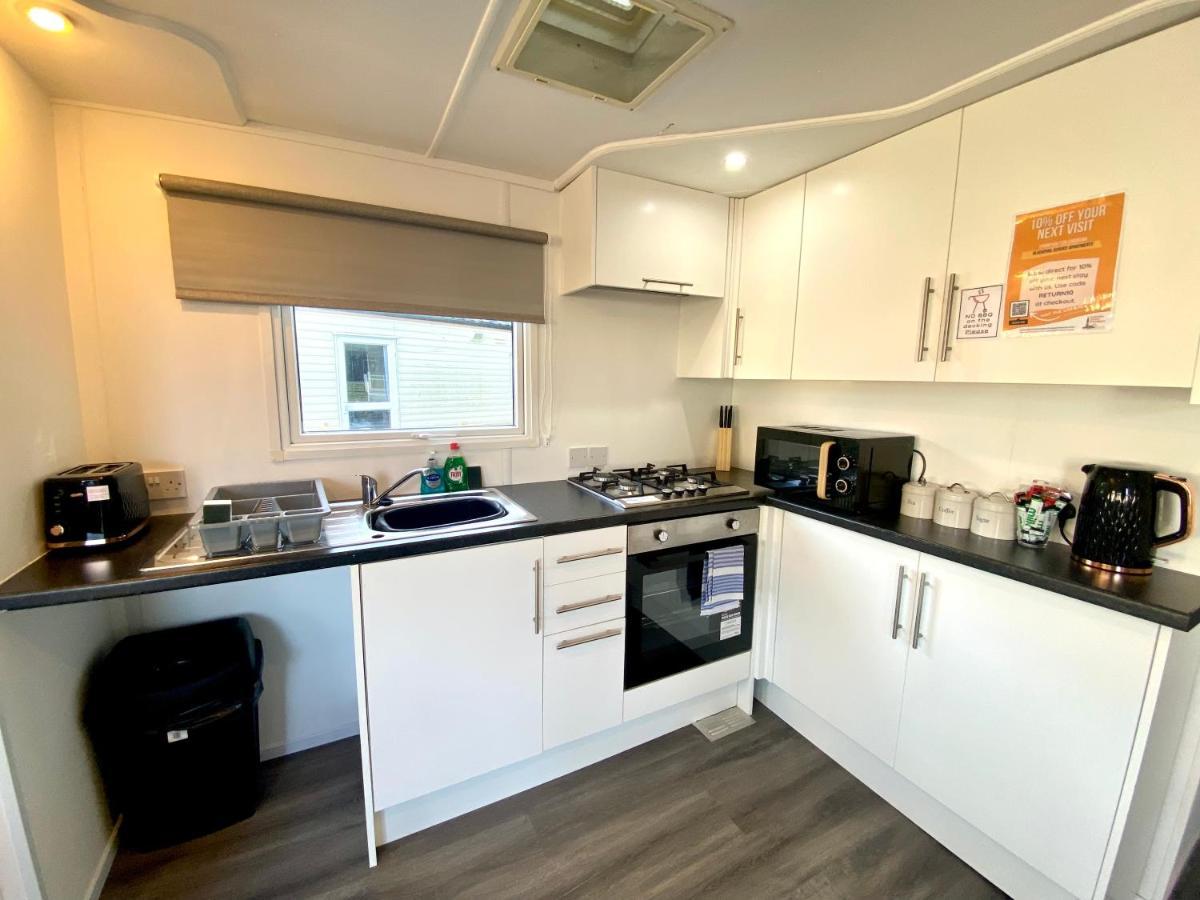 Campingplatz Elletson Park Wood Fired Hot Tubs, Caravans & Pods *